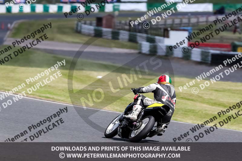 enduro digital images;event digital images;eventdigitalimages;mallory park;mallory park photographs;mallory park trackday;mallory park trackday photographs;no limits trackdays;peter wileman photography;racing digital images;trackday digital images;trackday photos